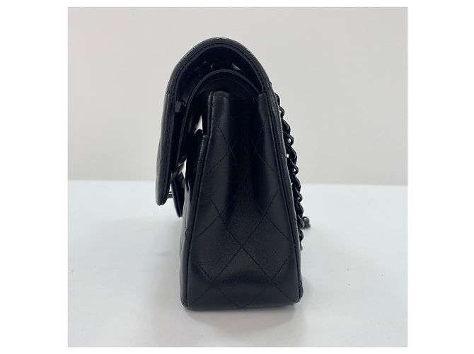 Borsa a tracolla Chanel Matelassé 23 Nero - vista 5