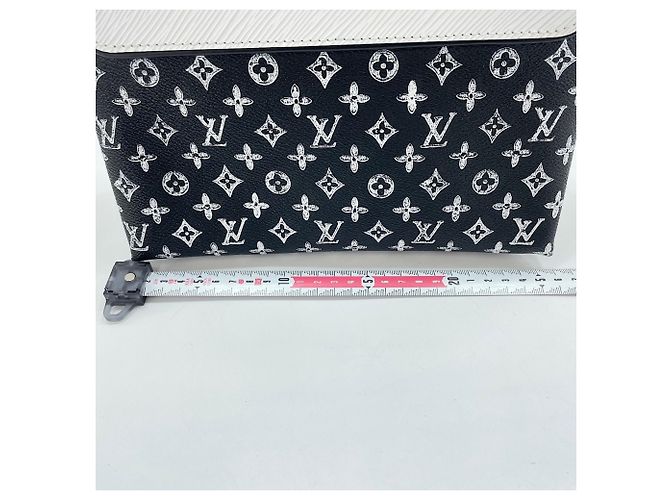 Borsa a tracolla Louis Vuitton Cat Pochette Multicolore - vista 4