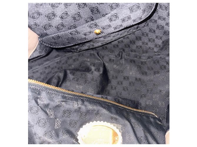 Borsa Loewe Nappa Aire in Gold D'oro - vista 12