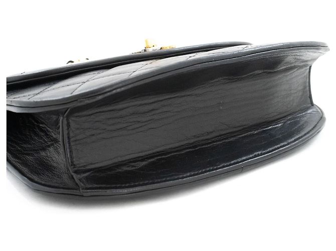 Chanel Vintage Round Flap Quilted Lambskin Small Nero - vista 4