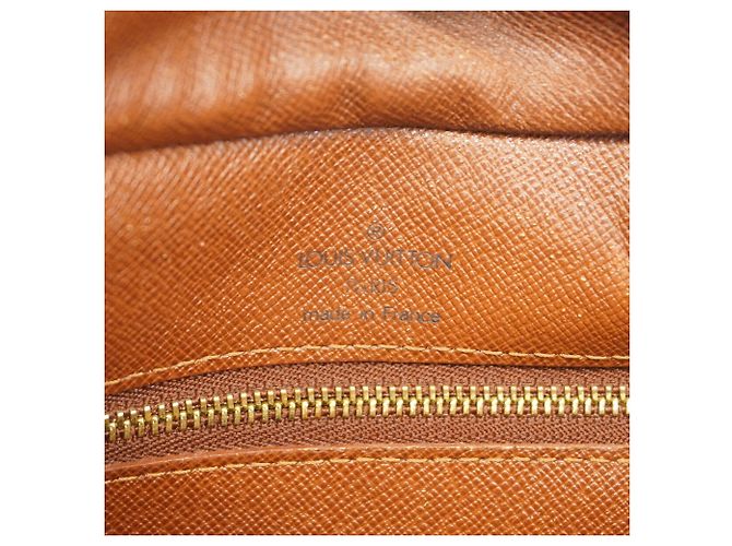 Borsa a tracolla Louis Vuitton Monogram Boulogne 30 Marrone - vista 5