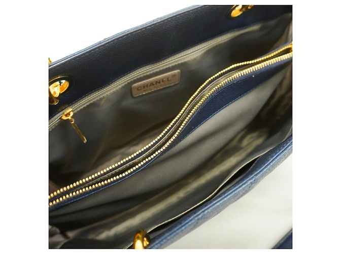 Borsa Tote Chanel in vitello grana blu navy - vista 4