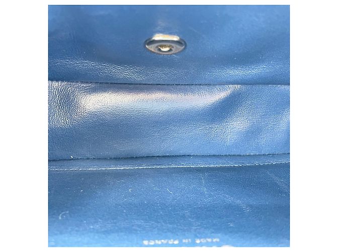 Borsa a tracolla Chanel Matelassé Navy Blu navy - vista 12