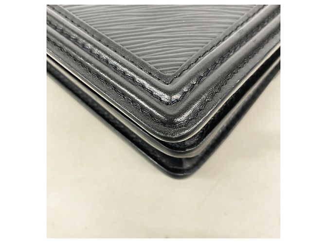 Borsa a tracolla Louis Vuitton Epi Dauphine NV Mini Nero - vista 6