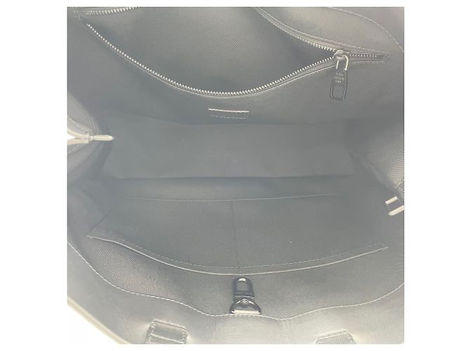 Borsa Louis Vuitton Shopper Tote MM Nero - vista 10