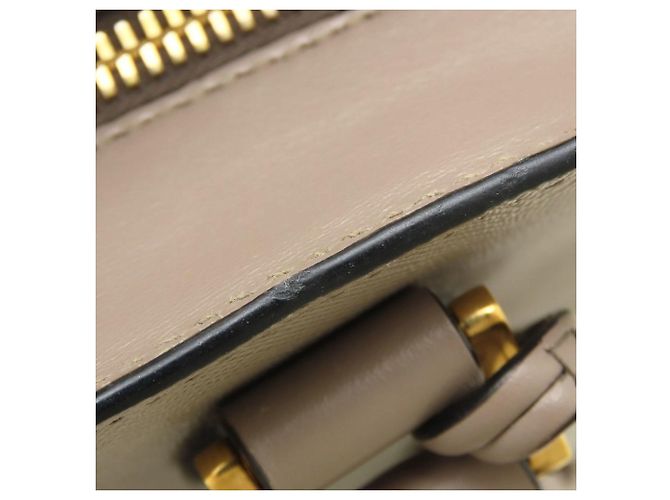 Prada Schultertasche aus Saffiano-Leder Grau - Ansicht 15