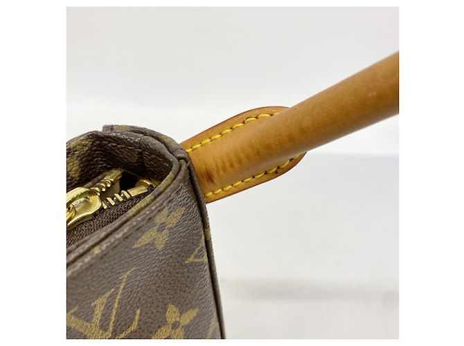 Borsa a tracolla Louis Vuitton Monogram Looping MM Marrone - vista 9