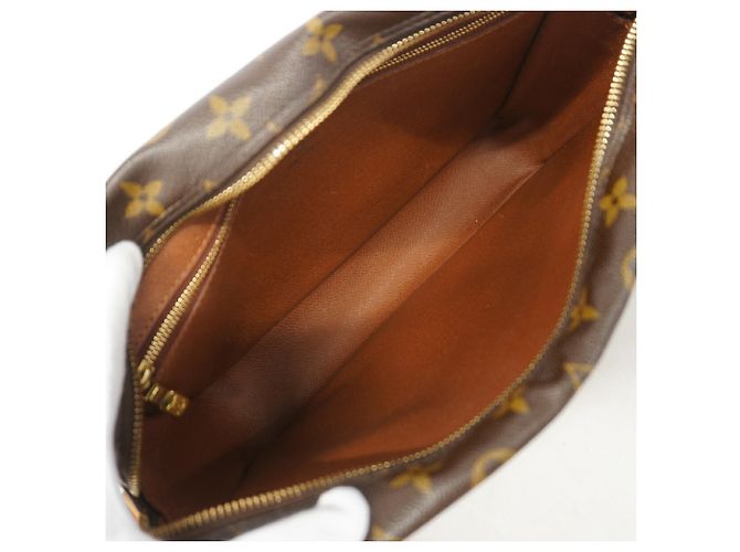Borsa a tracolla Louis Vuitton Monogram Trocadero 30 Marrone - vista 4