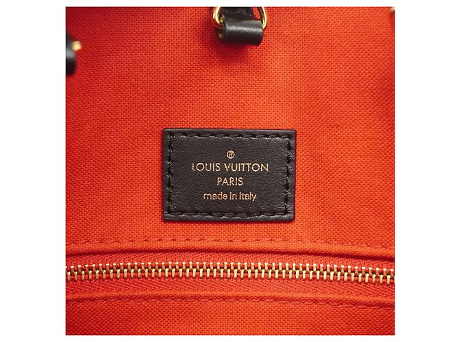 Borsa Tote Louis Vuitton Monogram Giant Reverse OnTheGo MM Marrone - vista 5