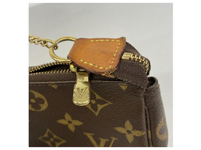 Louis Vuitton Monogram Mini Pochette Accessoires Marrone - vista 6