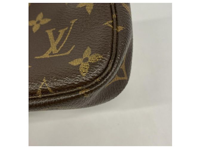 Louis Vuitton Monogram Mini Pochette Accessoires Marrone - vista 8