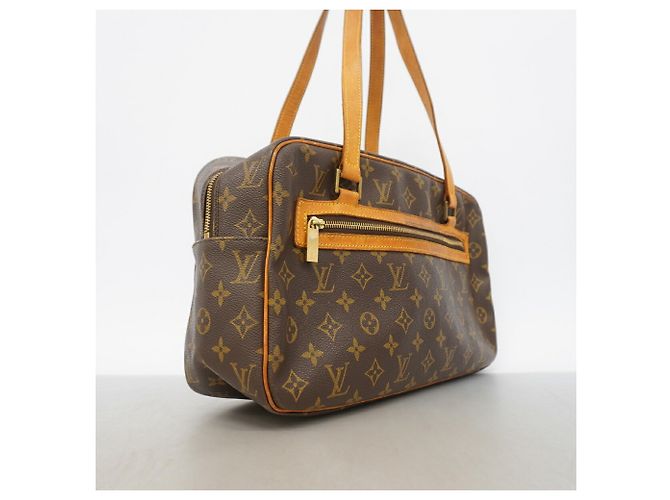 Bolsa de Ombro Louis Vuitton Monogram Cite GM Marrom - vista 2