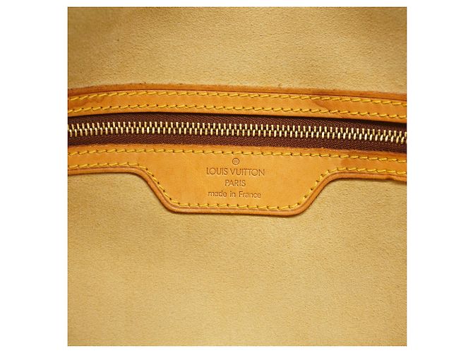 Bolsa de Ombro Louis Vuitton Monogram Cite GM Marrom - vista 5