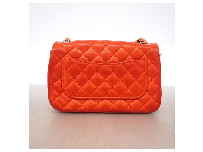 Borsa a tracolla Chanel in pelle d'agnello rossa Rosso - vista 9