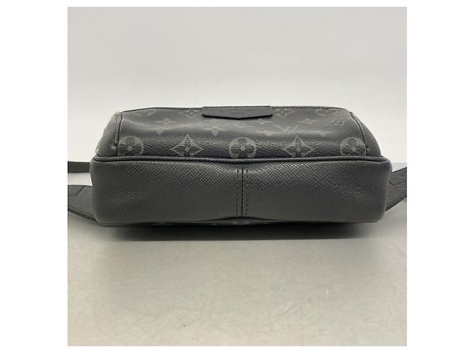Bumbag Borsello da vita Louis Vuitton Taigarama Nero - vista 3