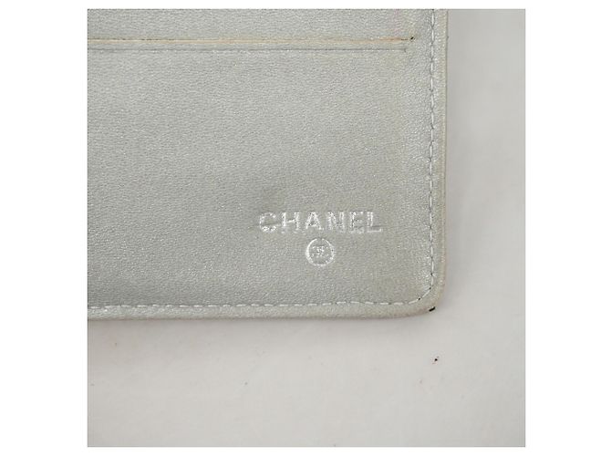 Chanel Tri-fold Long Wallet aus schwarzem Lammleder - Ansicht 4