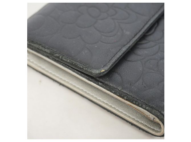 Chanel Tri-fold Long Wallet aus schwarzem Lammleder - Ansicht 6