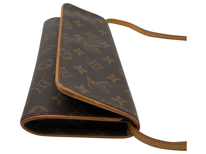 Louis Vuitton Pochette Twin GM Monogram Shoulder Bag Braun - Ansicht 6