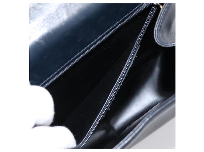 Borsa Salvatore Ferragamo Gancini in pelle nera e oro Auth 196959A Nero D'oro - vista 19