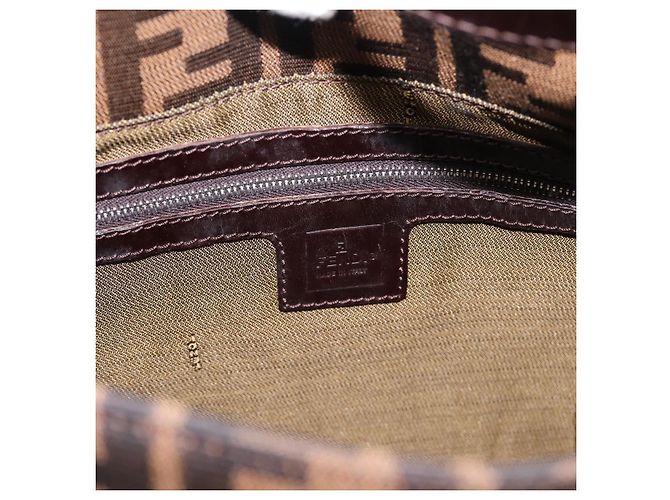 Borsa a tracolla FENDI Zucca Canvas Mamma Baguette Marrone Argento Auth BA15303V - vista 10