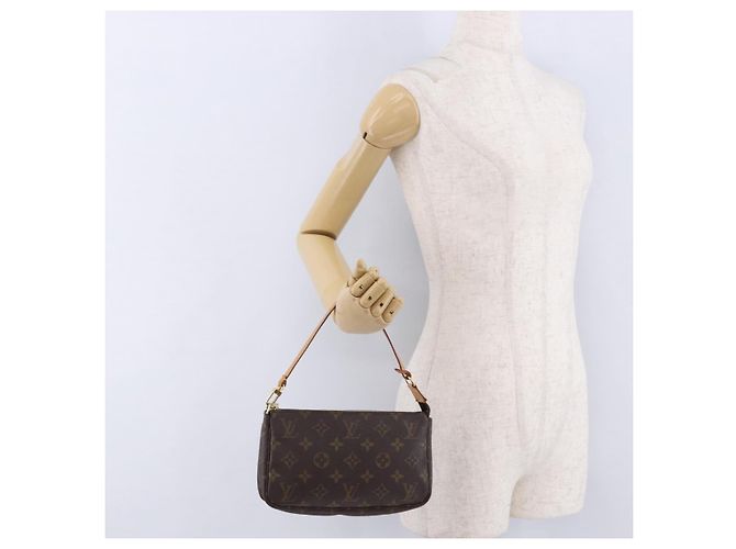LOUIS VUITTON Monogram Pochette Accessoires Pouch M51980 LV Auth 199614V Monogramma - vista 21
