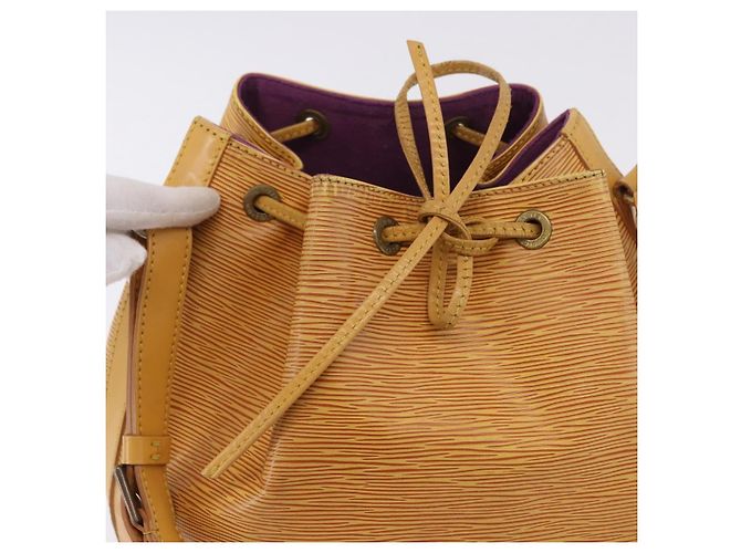 Borsa a tracolla LOUIS VUITTON Epi Petit Noe Gialla M44109 LV Auth ka5931 Giallo - vista 20