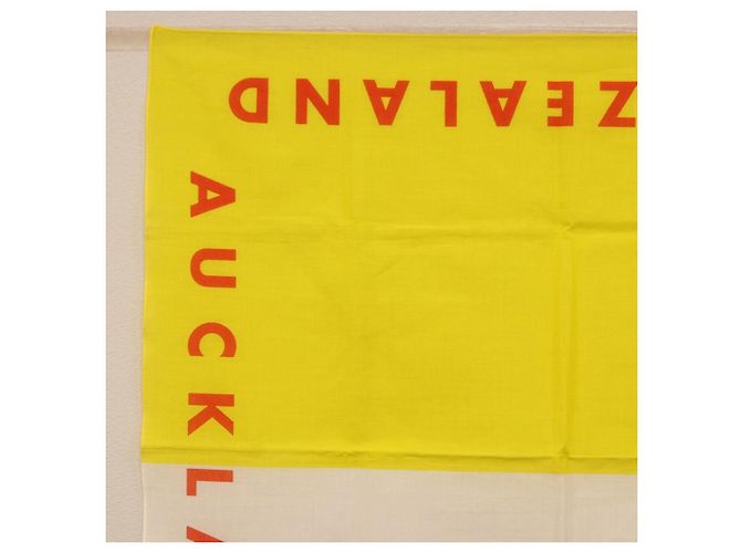 LOUIS VUITTON LV Cup Pañuelo de algodón amarillo LV Auth 198783A - vista 2