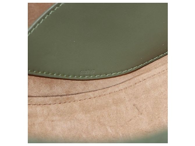 Borsa a spalla LOEWE Luna Small in pelle Verde Oro Auth ka5922M D'oro - vista 11
