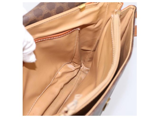 Céline Borsa a tracolla CELINE Macadam PVC Pelle Marrone Oro Auth 197775 D'oro - vista 17