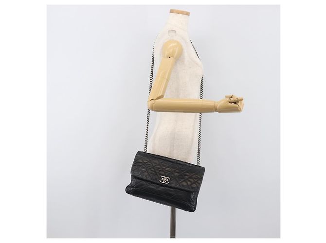 Borsa a tracolla CHANEL Matelasse con catena in pelle nera e argento CC Auth yk20837V Nero - vista 28