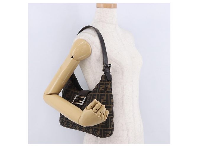 Borsa a tracolla FENDI Zucca Canvas Mamma Baguette Marrone Nero Auth 199587V - vista 25