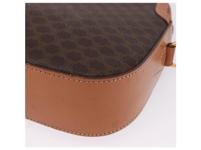 Céline Borsa a tracolla CELINE Macadam Canvas PVC Leather Brown Gold Auth ki6803V Marrone D'oro - vista 15