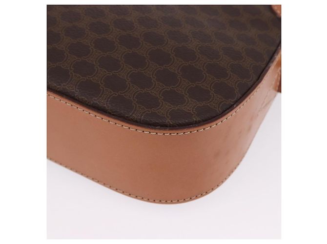 Céline Borsa a tracolla CELINE Macadam Canvas PVC Leather Brown Gold Auth ki6803V Marrone D'oro - vista 17
