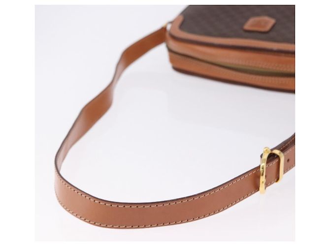 Céline Borsa a tracolla CELINE Macadam Canvas PVC Leather Brown Gold Auth ki6803V Marrone D'oro - vista 7