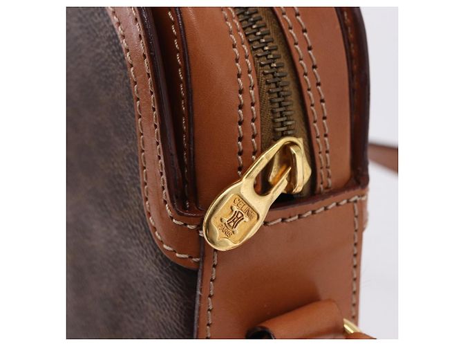 Céline Borsa a tracolla CELINE Macadam Canvas PVC Leather Brown Gold Auth ki6803V Marrone D'oro - vista 9