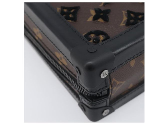 LOUIS VUITTON Monogram Tuftage Vertical Software Trunk Bag M45044 Auth 196052M Monogramma - vista 17