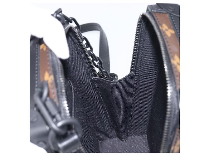 LOUIS VUITTON Monogram Tuftage Vertical Software Trunk Bag M45044 Auth 196052M Monogramma - vista 22
