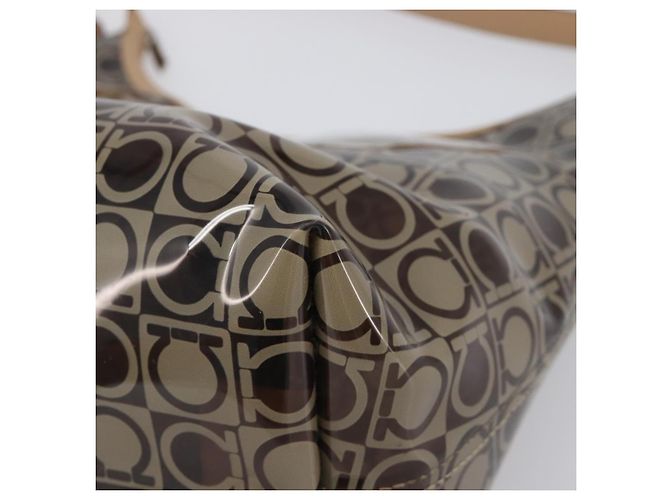 Borsa a tracolla Salvatore Ferragamo in vinile Beige Silver Auth 196611A Argento - vista 10