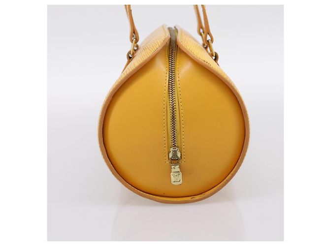 Borsa a mano LOUIS VUITTON Epi Soufflot Yellow M52229 LV Auth ka5935V Giallo - vista 3