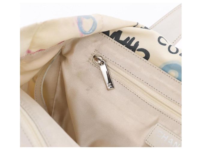 CHANEL New Travel Line Tote Bag aus Nylon Weiß Multicolor CC Auth 200649 Mehrfarben - Ansicht 19
