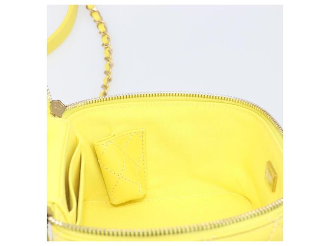 Borsa Vanity con catena Matelassé CHANEL in pelle d'agnello 2way Yellow Gold CC Auth 196667M D'oro Giallo - vista 23