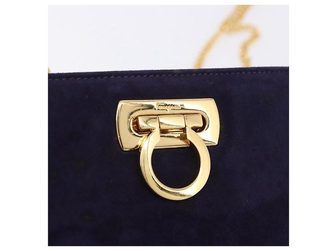 Borsa a tracolla Salvatore Ferragamo Gancini Chain in camoscio viola e oro Auth BA15108 D'oro Porpora - vista 15