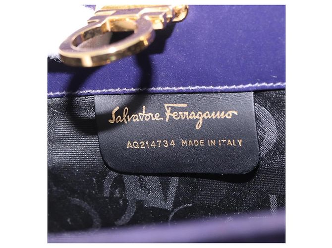 Borsa a tracolla Salvatore Ferragamo Gancini Chain in camoscio viola e oro Auth BA15108 D'oro Porpora - vista 16