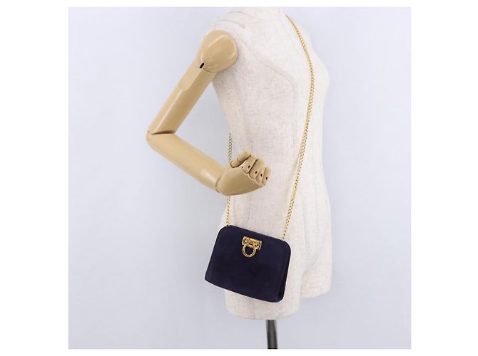 Borsa a tracolla Salvatore Ferragamo Gancini Chain in camoscio viola e oro Auth BA15108 D'oro Porpora - vista 20