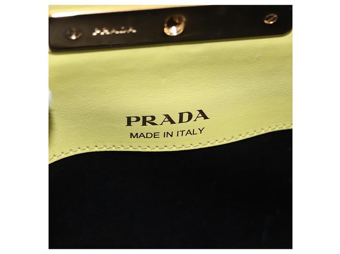 Borsa a tracolla con catena PRADA in pelle Saffiano Yellow Gold Auth 198688M D'oro Giallo - vista 23