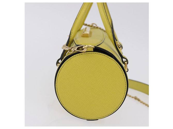 Borsa a tracolla con catena PRADA in pelle Saffiano Yellow Gold Auth 198688M D'oro Giallo - vista 3
