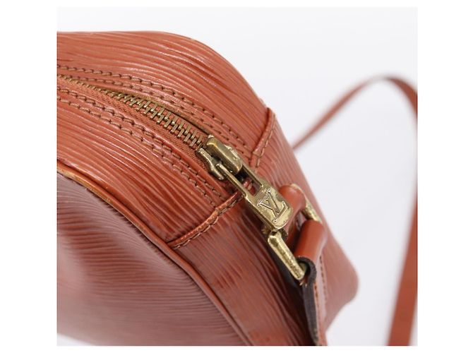 LOUIS VUITTON Epi Trocadero 23 Shoulder Bag Brown M52313 LV Auth BA15358 Marrone - vista 9