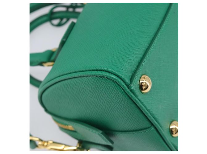 Saffiano Borsa a mano PRADA in pelle Safiano 2way Verde Oro Auth 198602SAV D'oro - vista 20