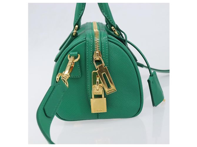Saffiano Borsa a mano PRADA in pelle Safiano 2way Verde Oro Auth 198602SAV D'oro - vista 4