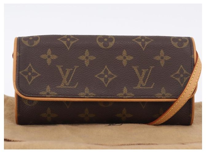 LOUIS VUITTON Monogram Pochette Twin PM Shoulder Bag M51854 LV Auth am12281V Monogramma - vista 12